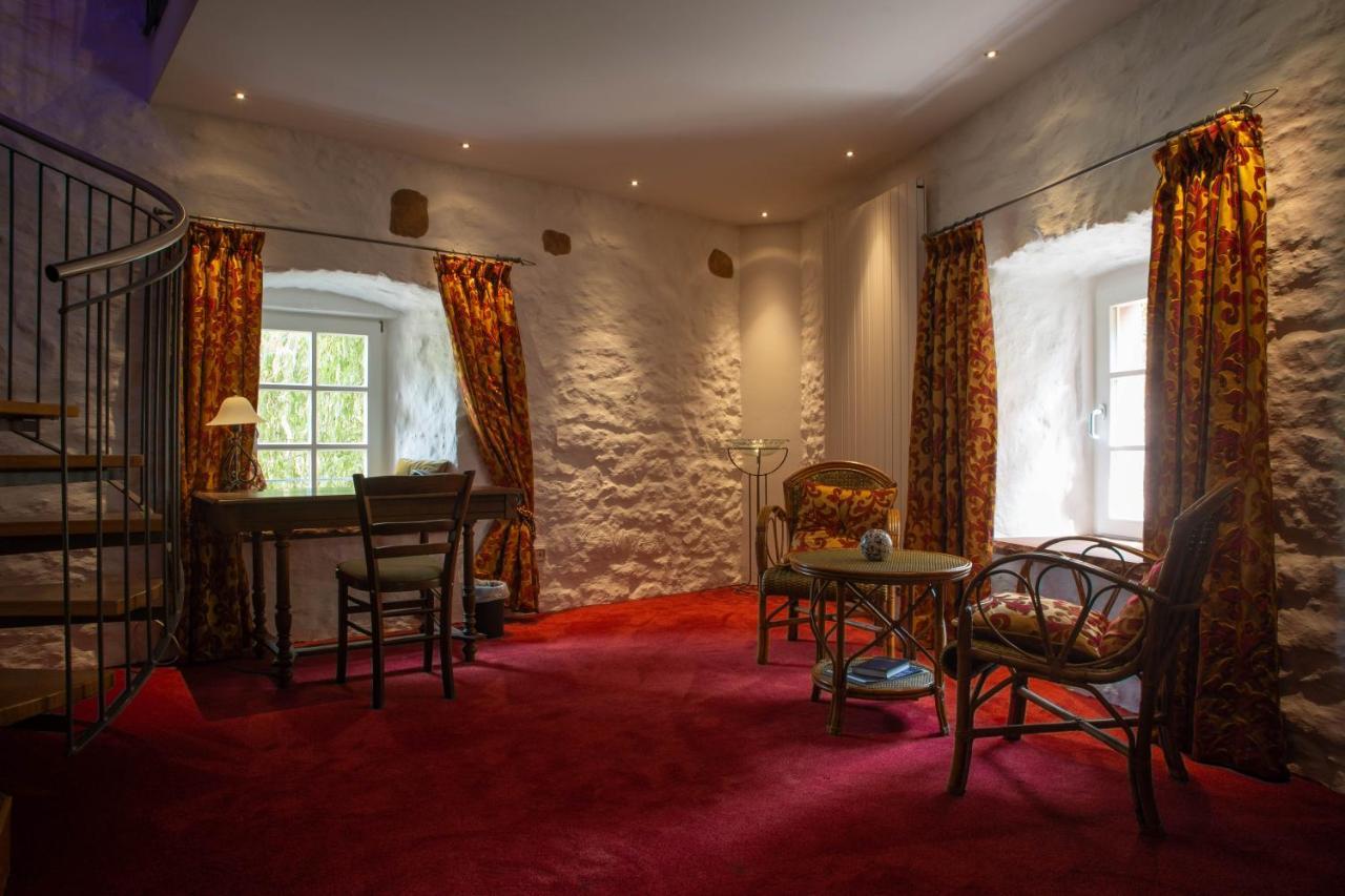 Hotel Burg Kerpen Illingen  Dış mekan fotoğraf
